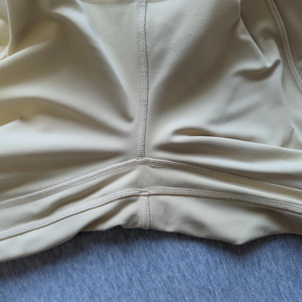 Lululemon Align High-Rise Pant with Pockets 25" in Prosecco - Picture 11 of 12